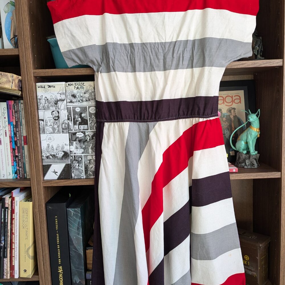 vintage dress - Picture 2 of 3